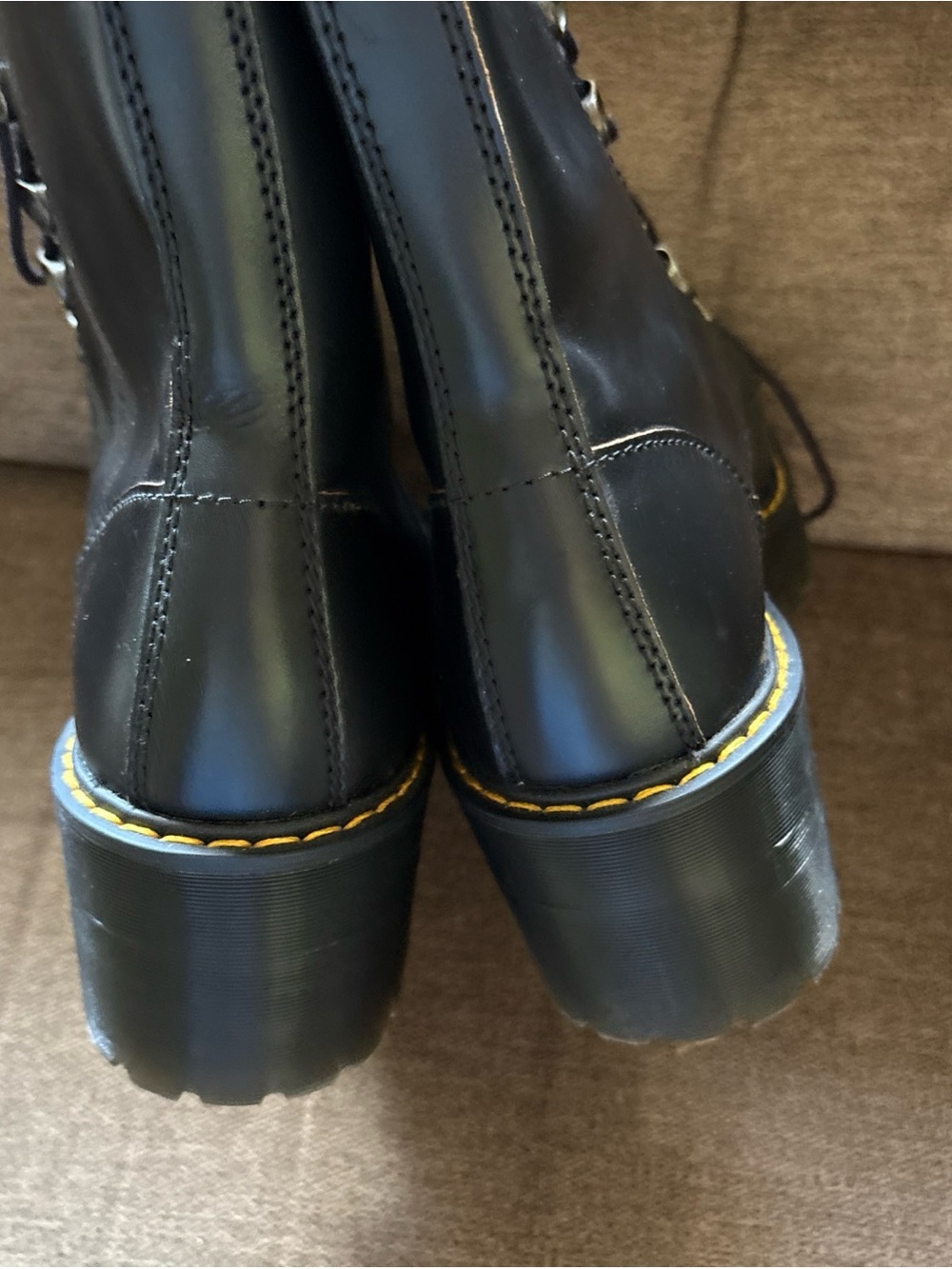Doc Martens Women’s Leona US9 Black Leather Chunky Heel Platform Boots New - Picture 5 of 8